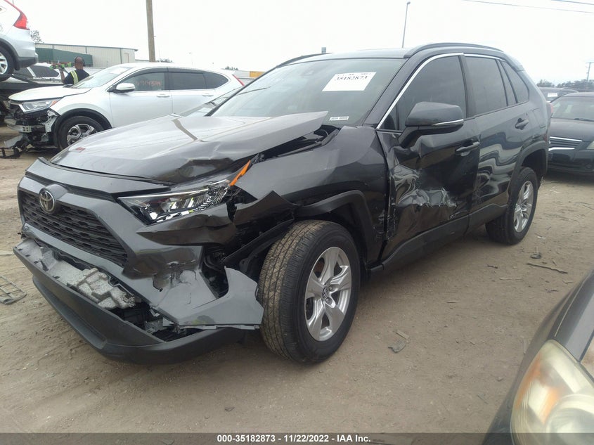 VIN 2T3W1RFV1KW002093 2019 TOYOTA RAV4 XLE