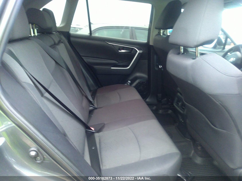 VIN 2T3W1RFV1KW002093 2019 TOYOTA RAV4 XLE