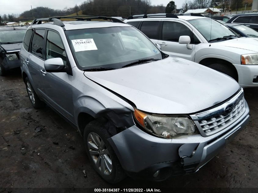 VIN JF2SHAEC6DH443742 2013 SUBARU FORESTER no.1