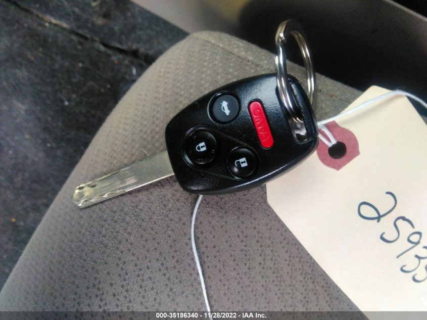 2013 HONDA CIVIC SDN LX 19XFB2F53DE260408