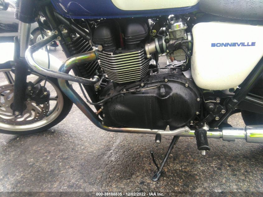 2014 TRIUMPH MOTORCYCLE BONNEVILLE SMT900K19ET625470