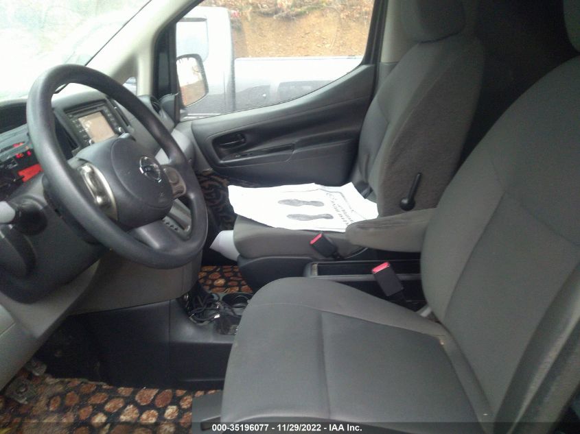 2013 NISSAN NV200 SV 3N6CM0KN2DK695457
