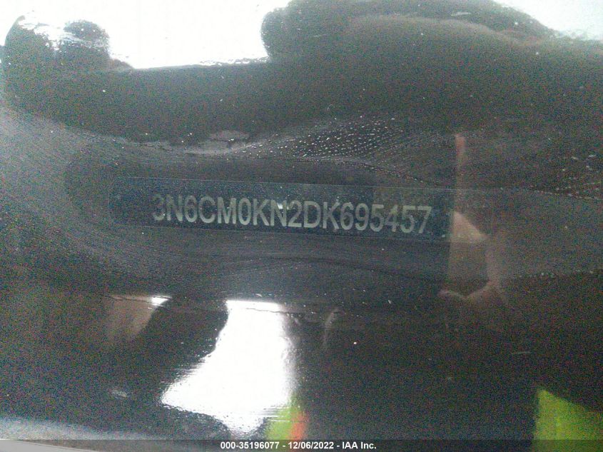 2013 NISSAN NV200 SV 3N6CM0KN2DK695457