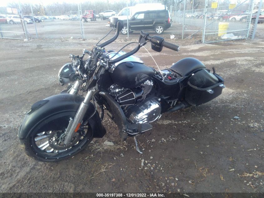 2016 INDIAN MOTORCYCLE CO. CHIEFTAIN - 56KTCAAA3G3332230