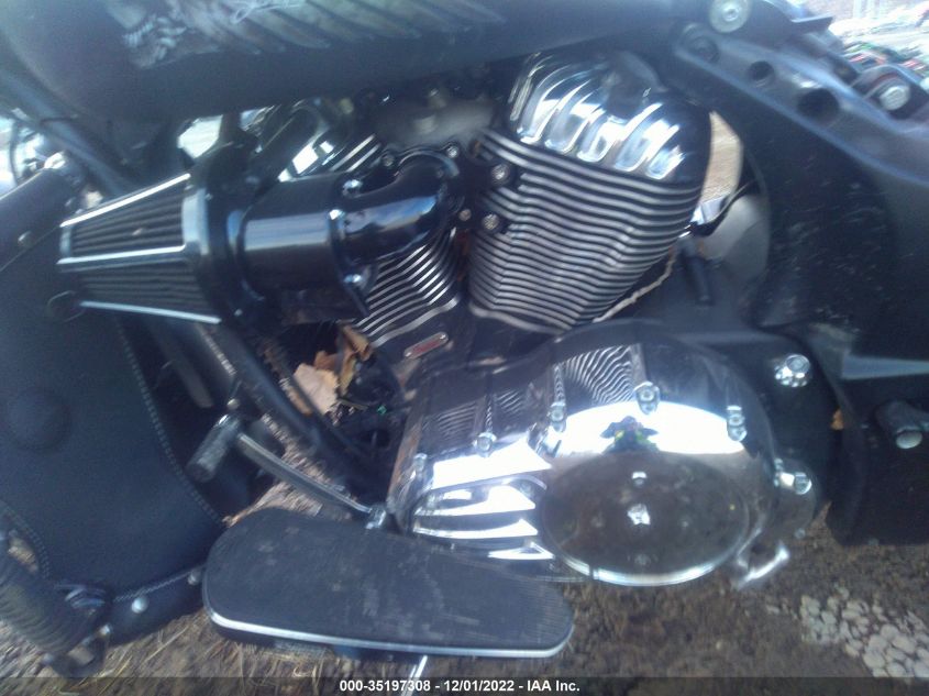 2016 INDIAN MOTORCYCLE CO. CHIEFTAIN - 56KTCAAA3G3332230