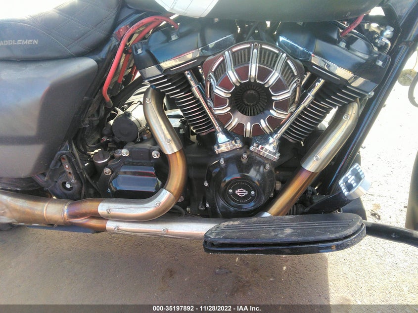 VIN 1HD1KVC18JB601015 2018 HARLEY-DAVIDSON FLHRXS
