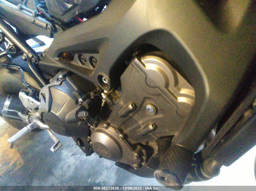 2016 YAMAHA FZ09 JYARN33E7GA008839