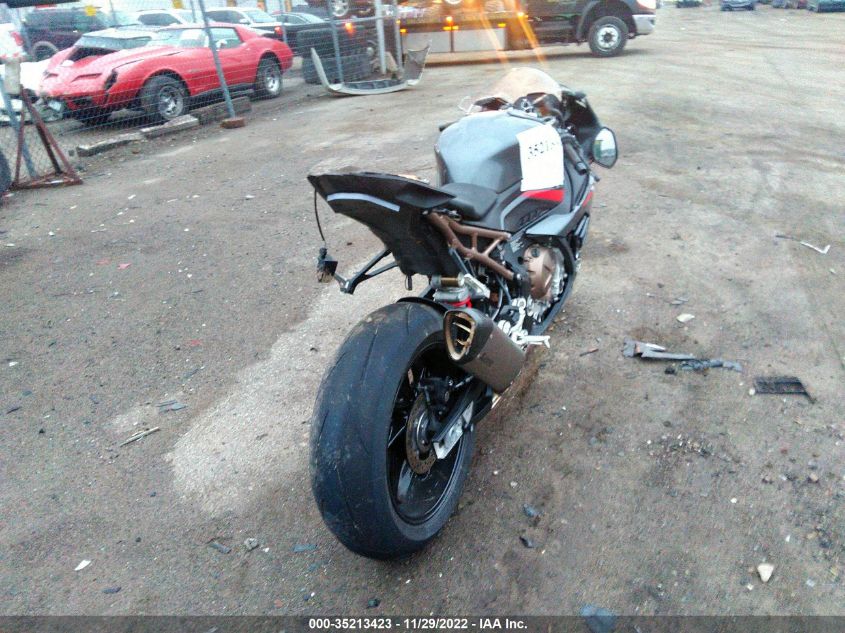 2022 BMW S 1000 RR WB10E2304N6F04368