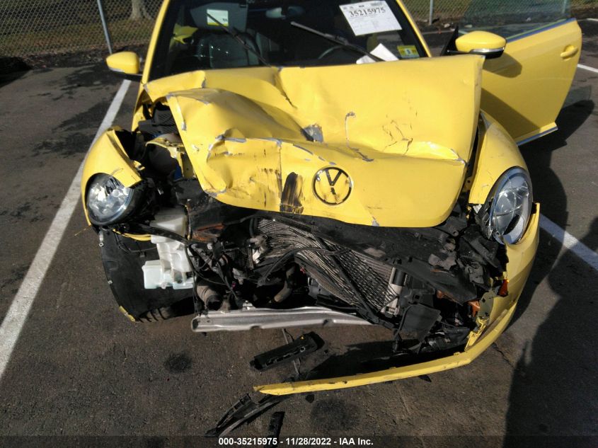 2015 VOLKSWAGEN BEETLE CONVERTIBLE 1.8T 3VW517AT4FM812425