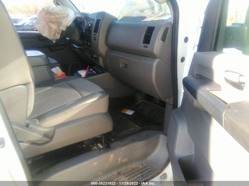 2013 NISSAN NV SV 1N6BF0LX0DN109113