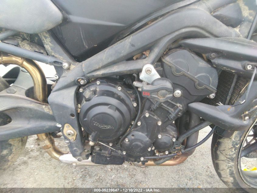 2009 TRIUMPH MOTORCYCLE STREET TRIPLE 675 SMTD01NE39J383792