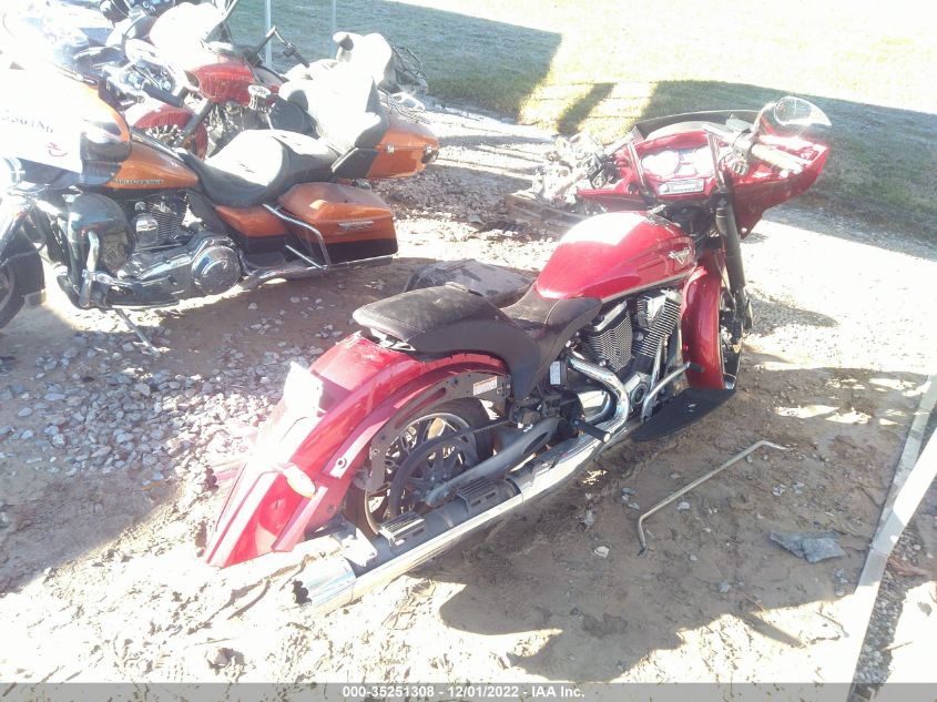 2015 VICTORY MOTORCYCLES MAGNUM 5VPYW36N0F3039945