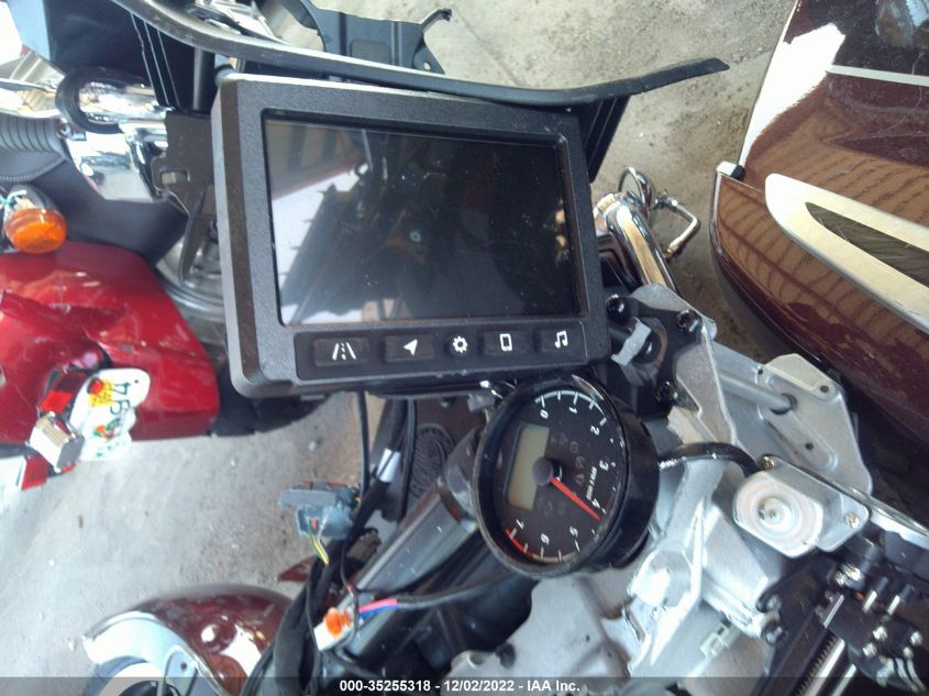 2022 INDIAN MOTORCYCLE CO. PURSUIT LIMITED WITH PREMIUM 56KLDHRR4N3412309