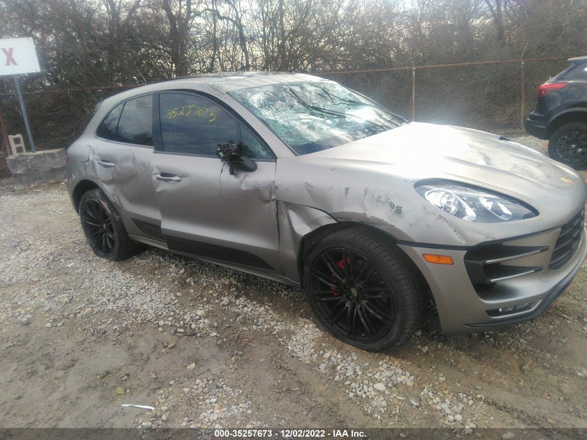 PORSCHE MACAN TURBO 2017
