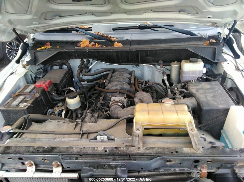 2015 NISSAN NV S/SV/SL 1N6AF0KY6FN807346