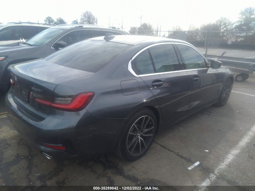 3MW5R1J09M8C18754 BMW 3 Series 330I 4