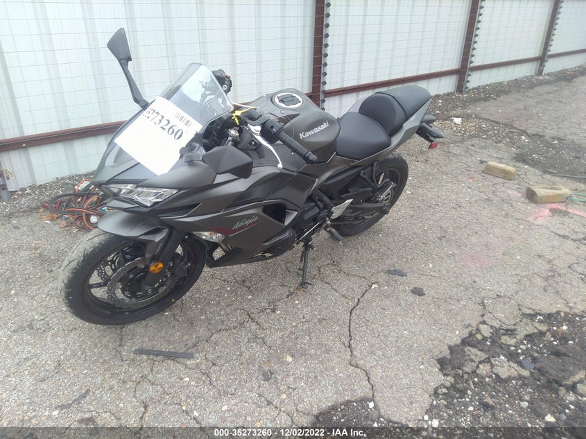 VIN ML5EXEM19NDA67825 2022 KAWASAKI EX650 M