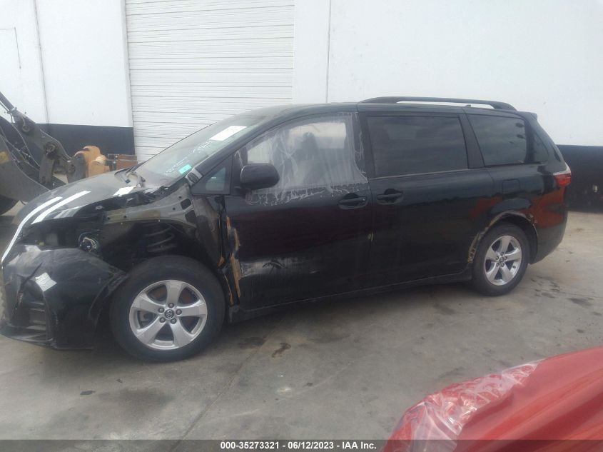 2018 TOYOTA SIENNA LE - 5TDKZ3DC0JS943797