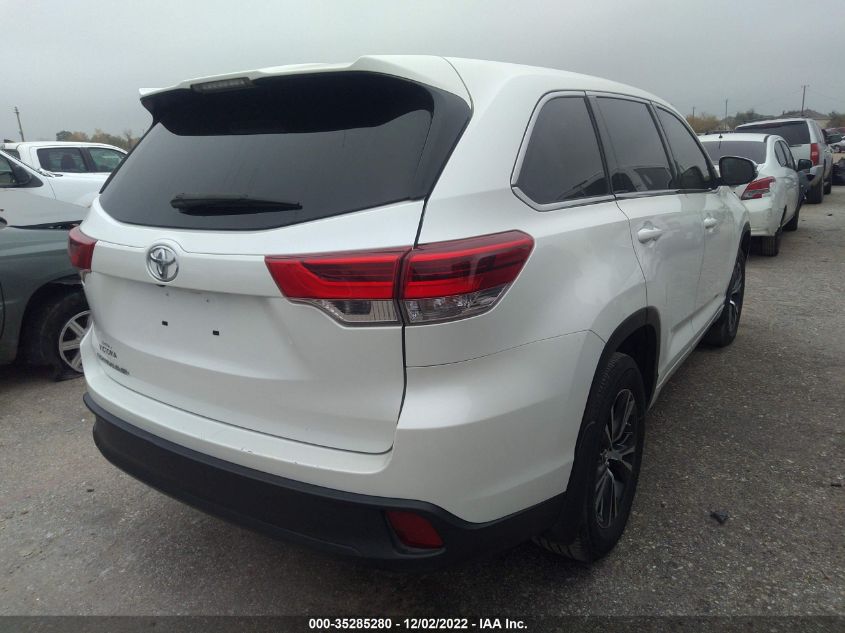 2018 TOYOTA HIGHLANDER LE 5TDZARFH2JS038043