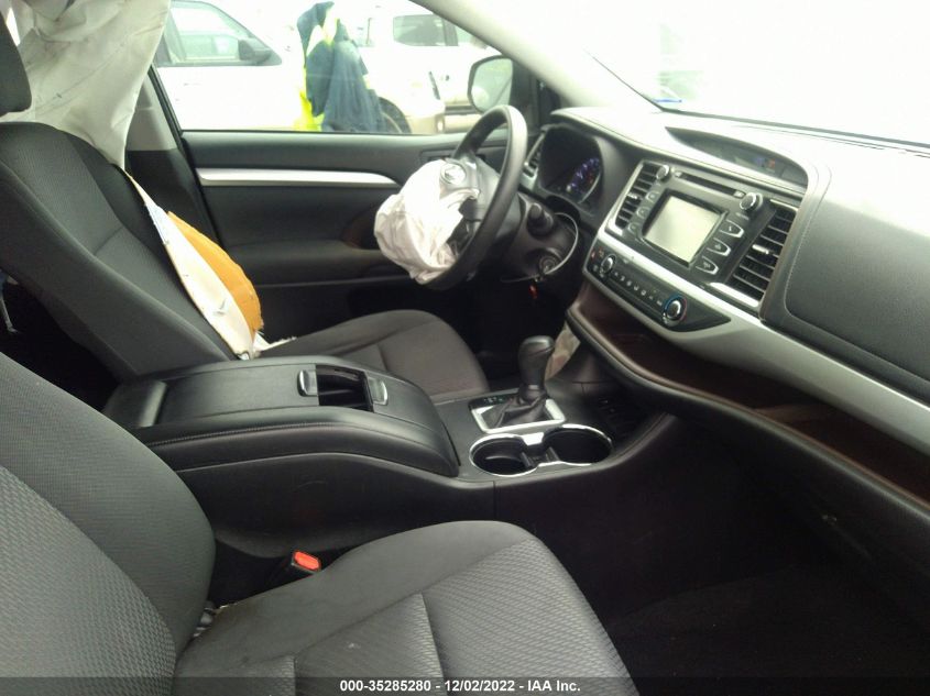 2018 TOYOTA HIGHLANDER LE 5TDZARFH2JS038043