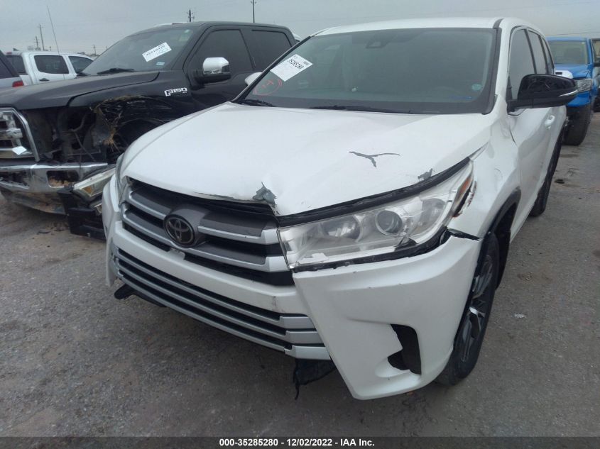 2018 TOYOTA HIGHLANDER LE 5TDZARFH2JS038043