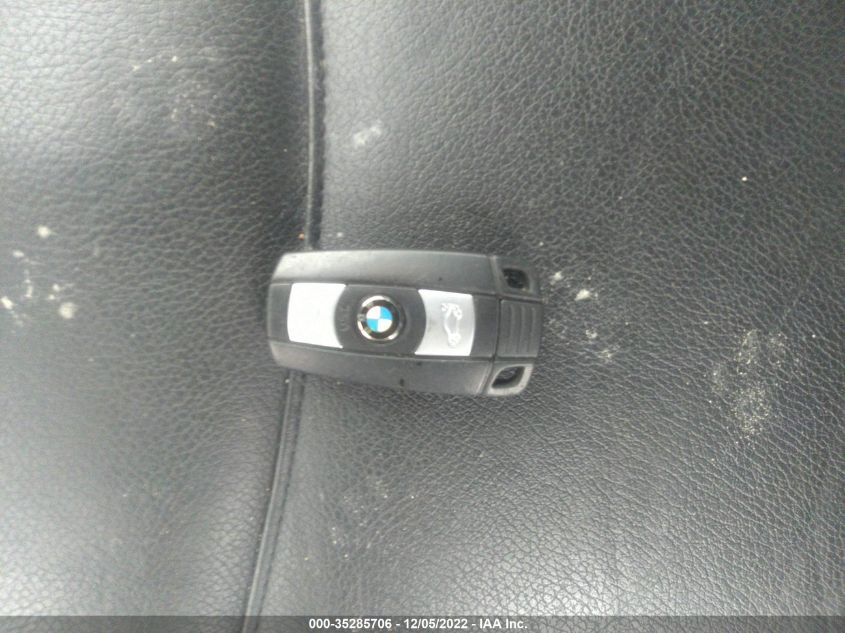 2013 BMW X1 XDRIVE28I WBAVL1C58DVR89732