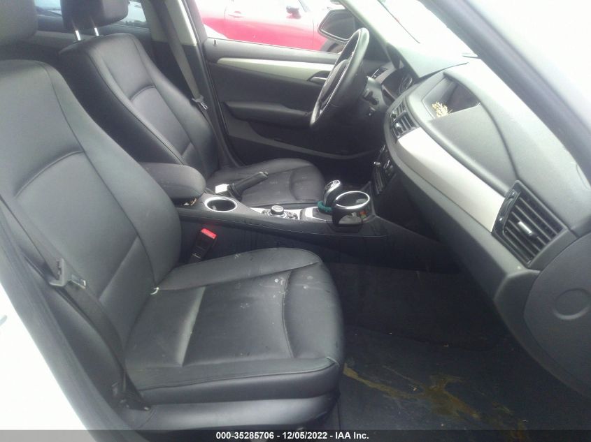 2013 BMW X1 XDRIVE28I WBAVL1C58DVR89732