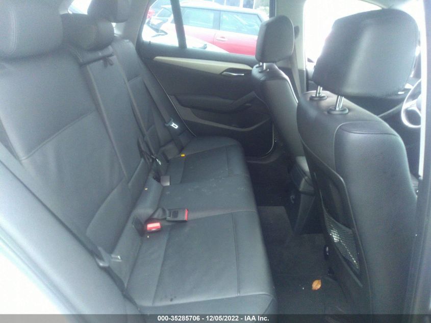 2013 BMW X1 XDRIVE28I WBAVL1C58DVR89732