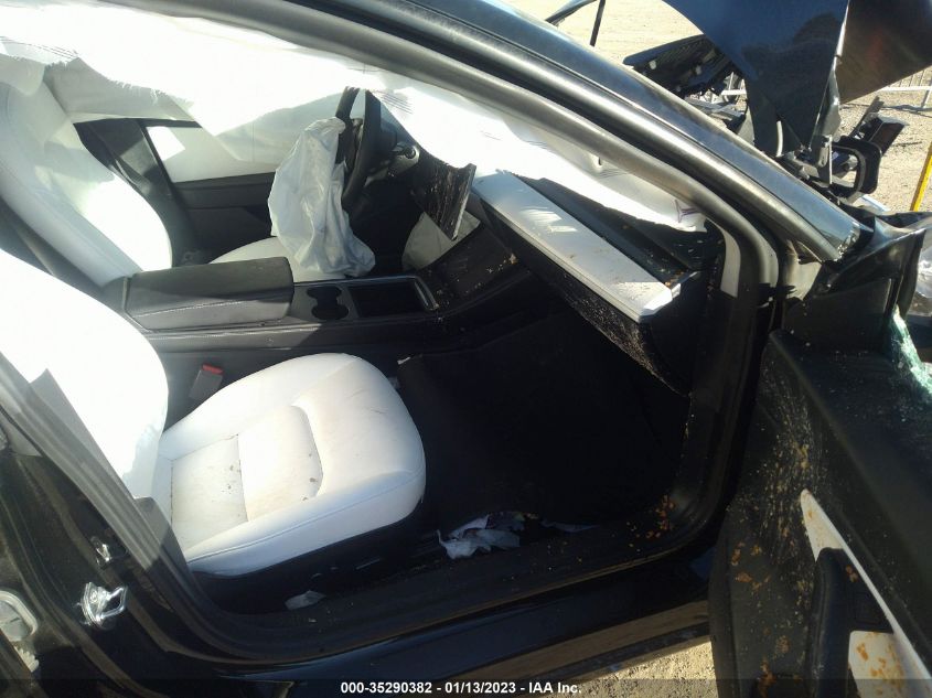 Фото: 5YJ3E1EB1MF925859 - 5