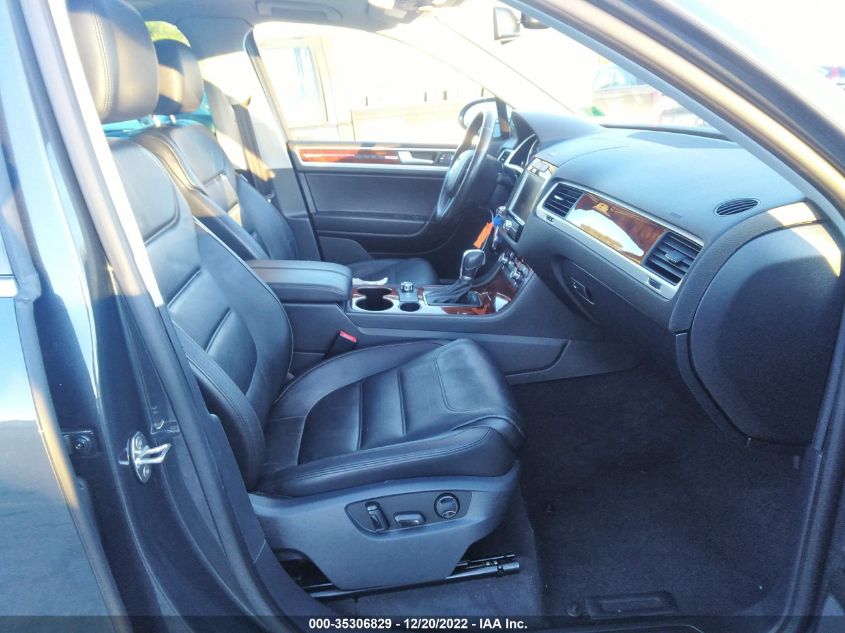 2013 VOLKSWAGEN TOUAREG LUX WVGEF9BP4DD012309