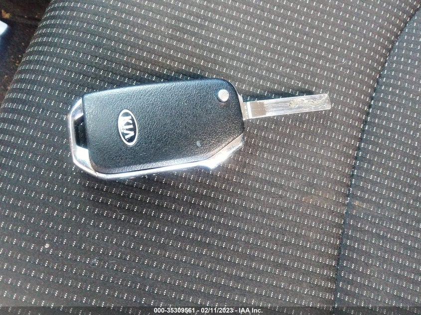 VIN 3KPF24ADXLE256722 2020 KIA FORTE LXS
