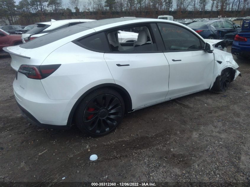 7SAYGDEF8NF376881 Tesla Model Y PERFORMANCE 4