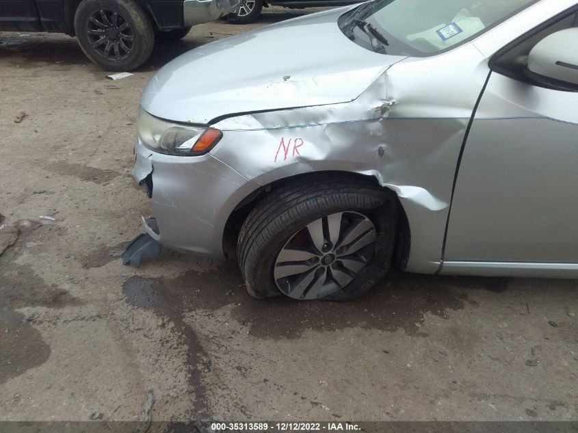 2013 KIA FORTE KOUP EX KNAFU6A27D5740345