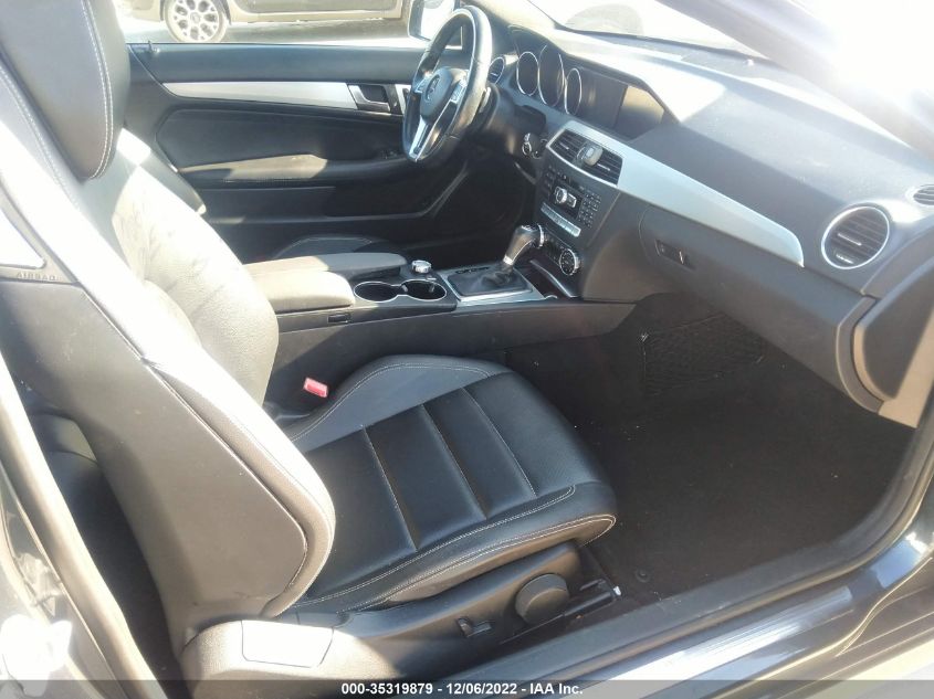 2013 MERCEDES-BENZ C-CLASS C 250 WDDGJ4HB1DG061532