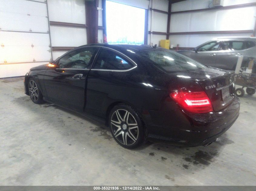 2013 MERCEDES-BENZ C 350 SPORT 4MATIC WDDGJ8JB4DG056732