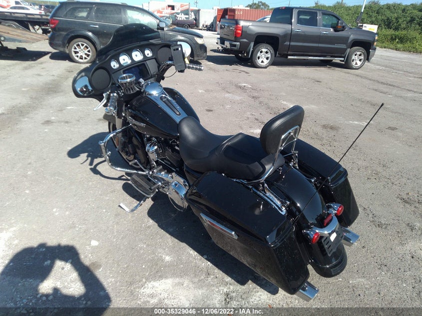 VIN 1HD1KBC16MB673754 2021 HARLEY-DAVIDSON FLHX