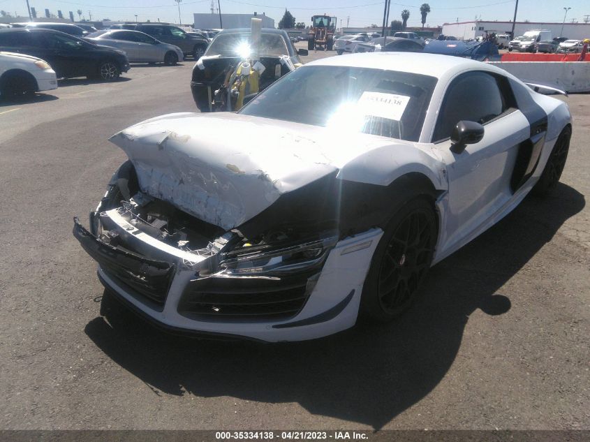 2014 AUDI R8 V10 PLUS - WUAKNAFG4EN000343
