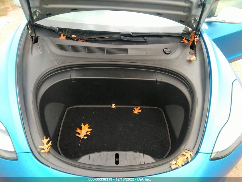 VIN 5YJ3E1EB8JF104429 2018 TESLA MODEL 3 LONG RANGE