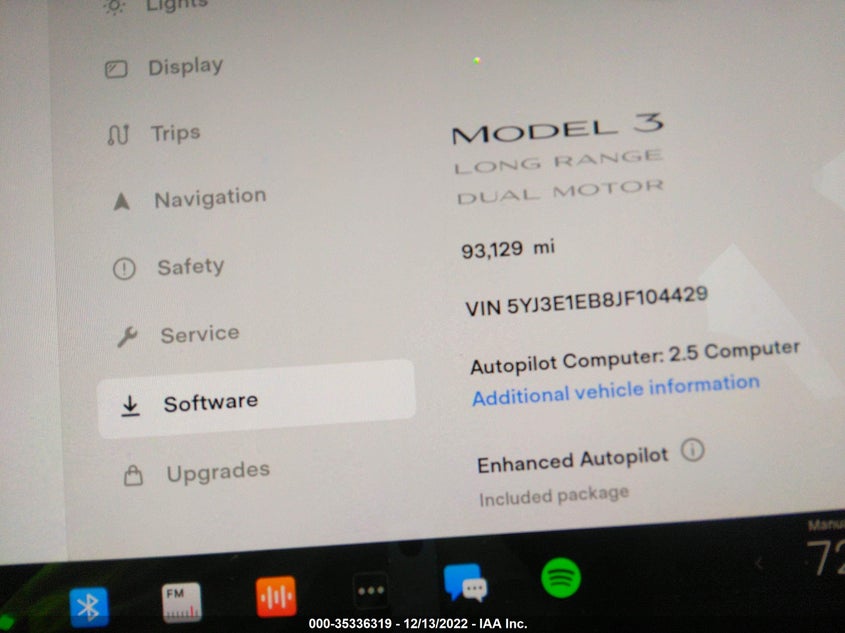 VIN 5YJ3E1EB8JF104429 2018 TESLA MODEL 3 LONG RANGE