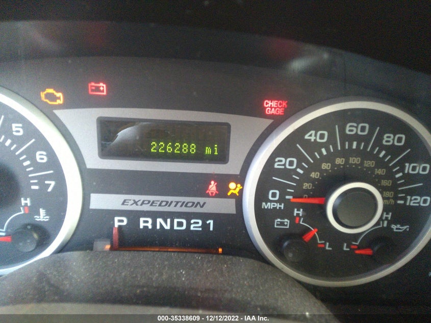 2006 FORD EXPEDITION VIN: 1FMPU17526LA99420