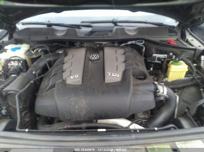 2013 VOLKSWAGEN TOUAREG EXEC WVGEP9BPXDD004891
