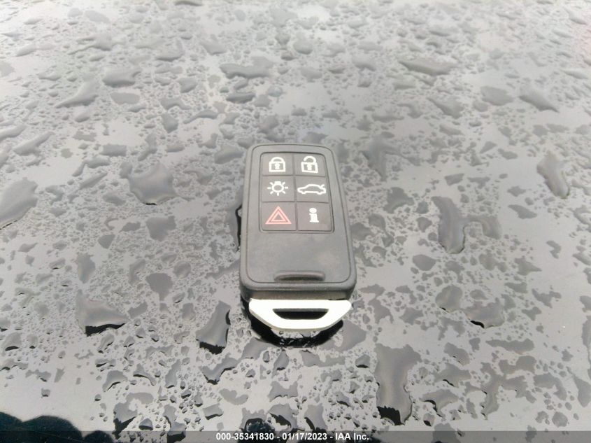 2014 VOLVO XC70 3.2L YV4940BZ8E1175599
