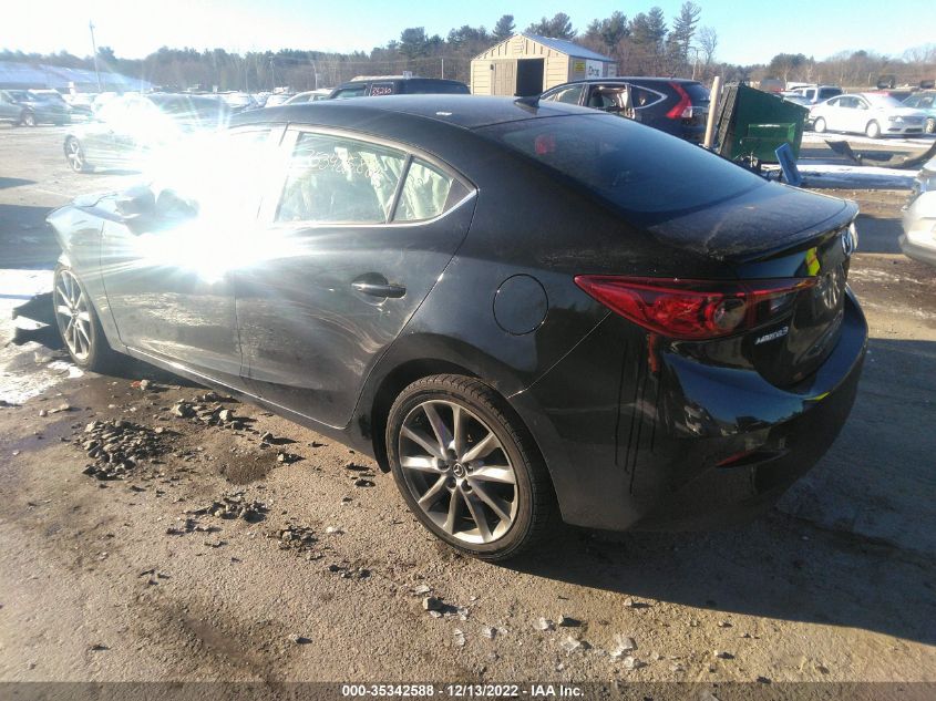 2018 MAZDA MAZDA3 4-DOOR TOURING 3MZBN1V38JM233008