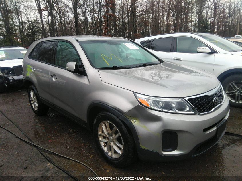 2015 KIA SORENTO LX - 5XYKT3A60FG589901