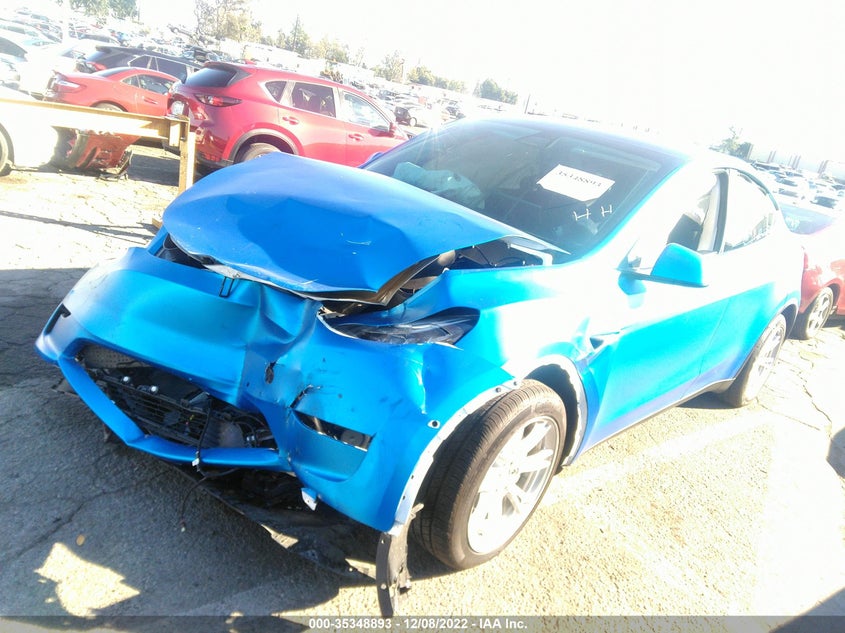 VIN 7SAYGDEE1NF367561 2022 TESLA MODEL Y LONG RANGE