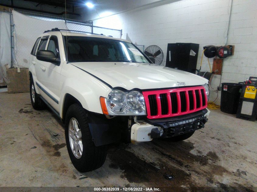 Lot #2541528621 2007 JEEP GRAND CHEROKEE LAREDO salvage car