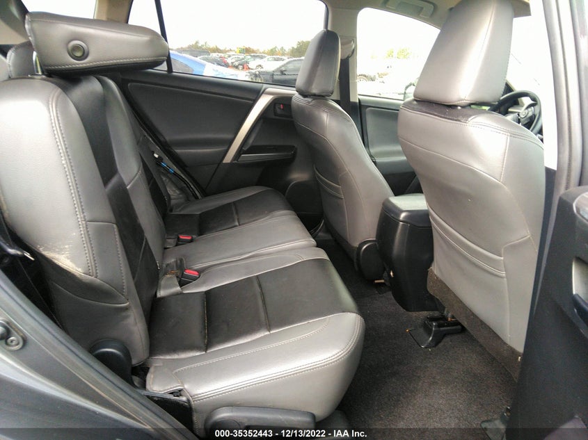 VIN JTMZFREV6HJ713490 2017 TOYOTA RAV4 LE
