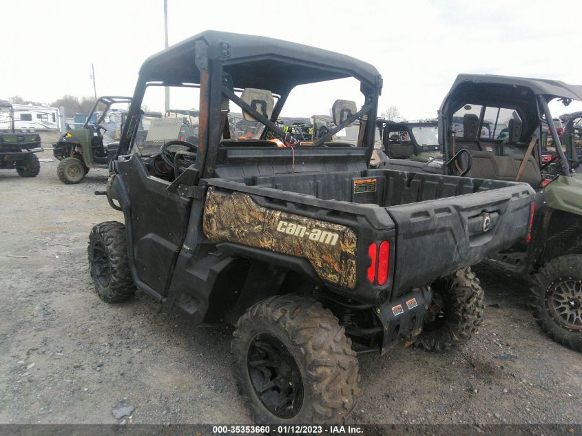 2017 CAN-AM DEFENDER XT HD8 3JBUKAN48HK001269