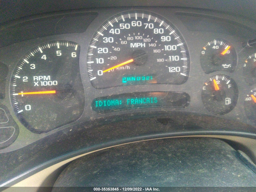 2003 CHEVROLET TAHOE VIN: 1GNEC13ZX3R148838