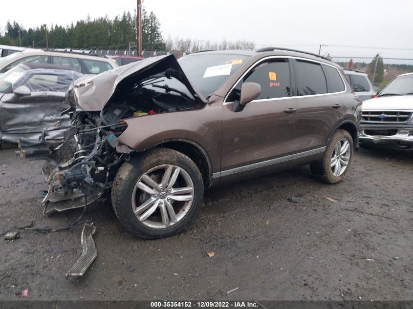 2014 VOLKSWAGEN TOUAREG EXEC - WVGEF9BP2ED000807